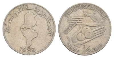 Тунис 1/2 динара 1988 KM 318 медно-никель 4513-124
