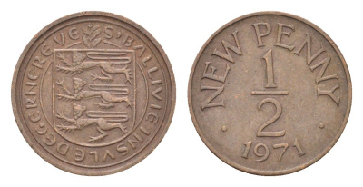 Гернси 1/2 нового пенни 1971 Елизавета II (1952-2022), герб KM 20 бронза 4702-734