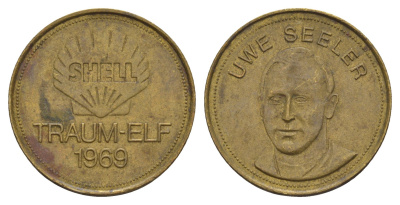 Германия жетон Shell - Dream Team Германии - Уве Зеелер 1969 диаметр 26 мм, вес 5 гр сталь плакированная латунью 4656-336