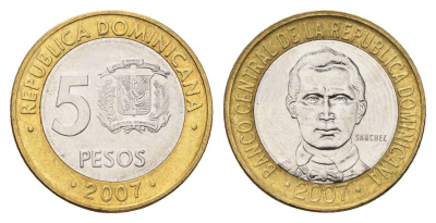Доминикана (Доминиканская Республика) 5 песо 2007 KM 89 биметалл UNC 4695-1227